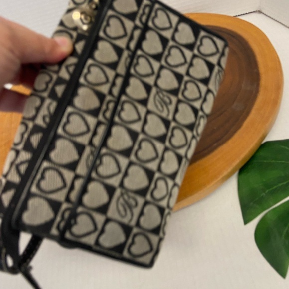 Brighton Wallet Cross Body - Picture 14 of 16